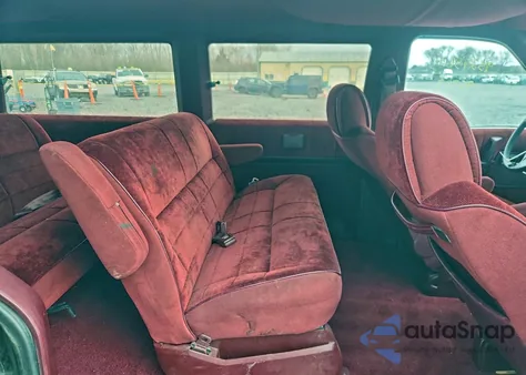 1989 Plymouth Grand Voyager Le z USA, uszkodzony, nr VIN 1P4FH5438KX631685